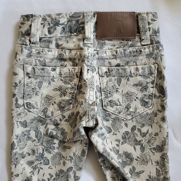 Peek Dungarees Floral Skinny Jeans Toddler Girls Size 2 - Picture 6 of 9